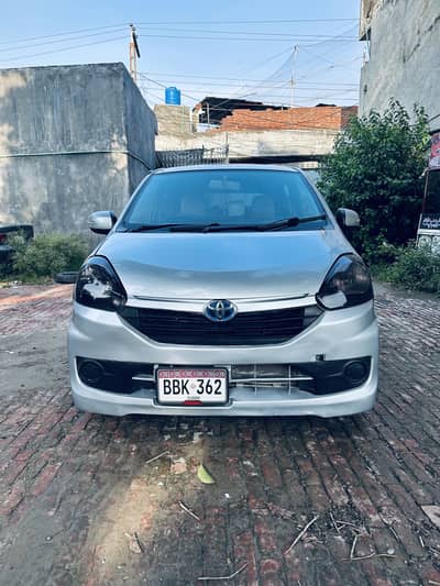 Daihatsu mira eis