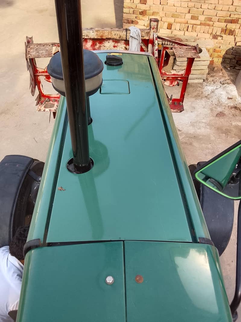 tractor 385 3