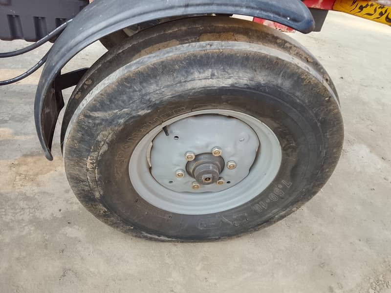 tractor 385 7
