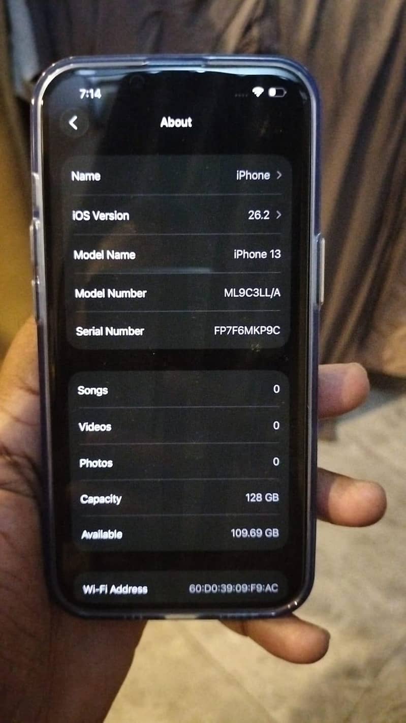 Apple iPhone 13 5