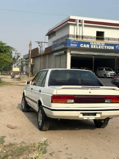 Nissan Sunny 1989