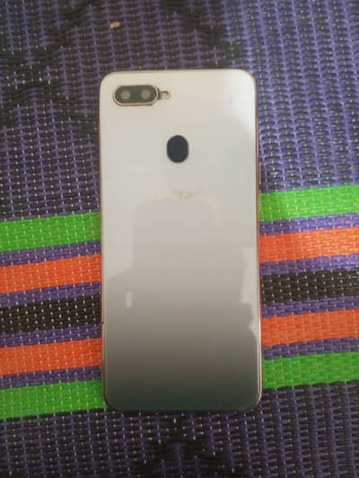 OPPO F9