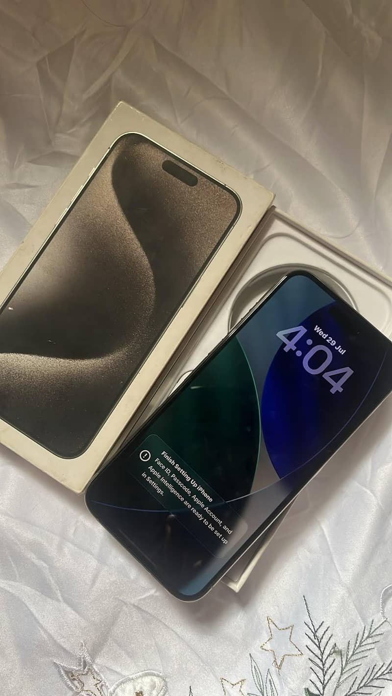 IPhone 15 Pro Max 0