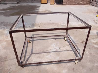iron stand with heavy wheels