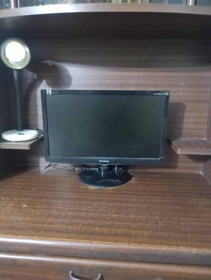 computer table 1