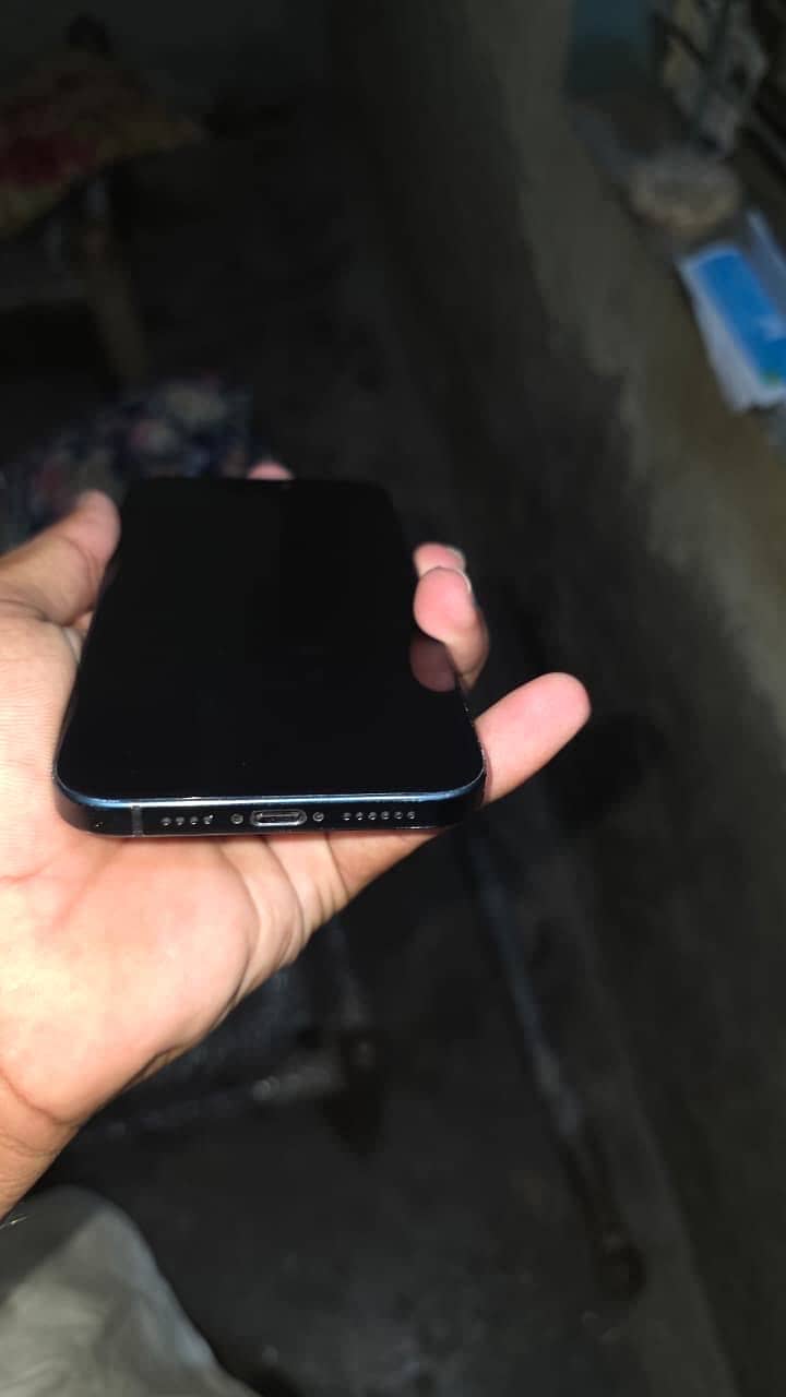 Apple iPhone 15 plus 5