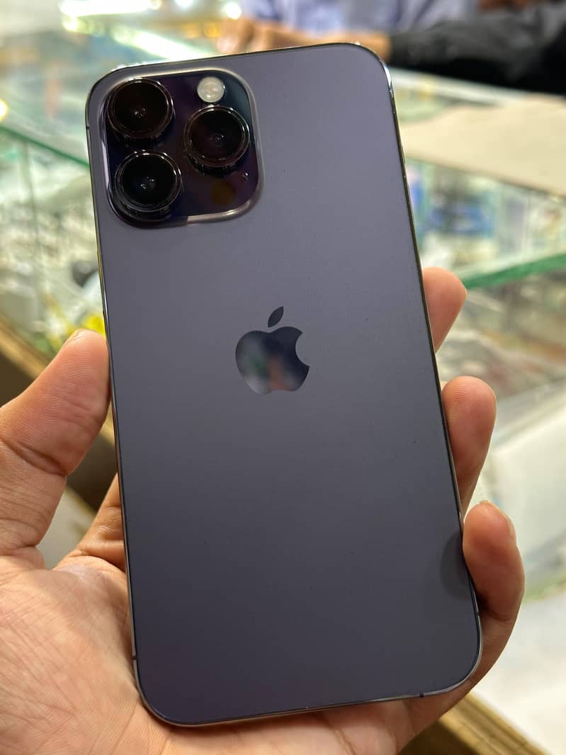 Apple iPhone 14 Pro Max 4