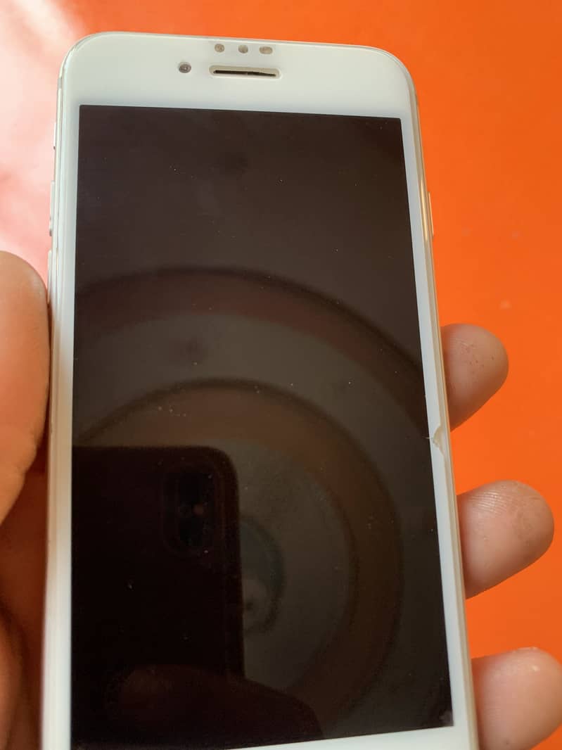 Apple iPhone 7 2