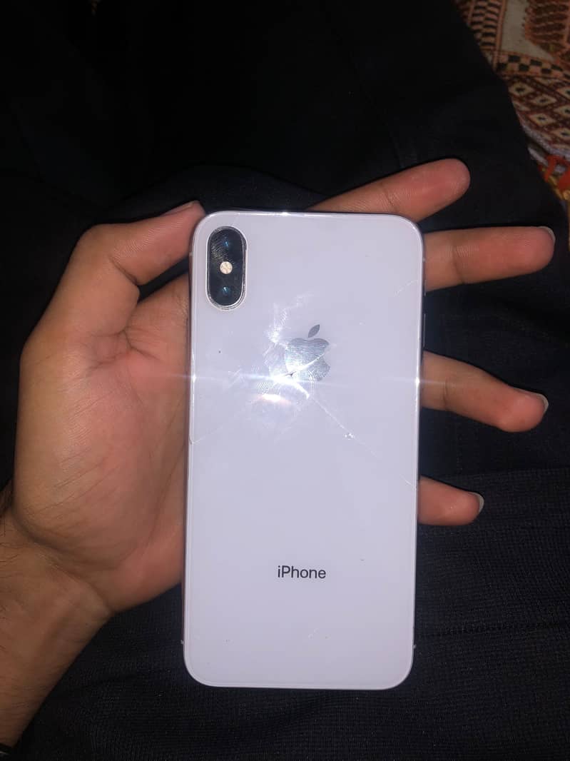 Apple iPhone X 4