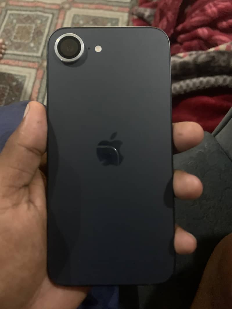 iphone 16e (jv) 4