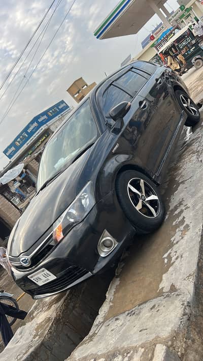 Toyota Corolla Fielder 2015
