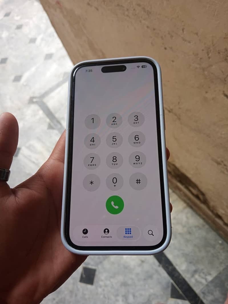 Apple iPhone 15 16
