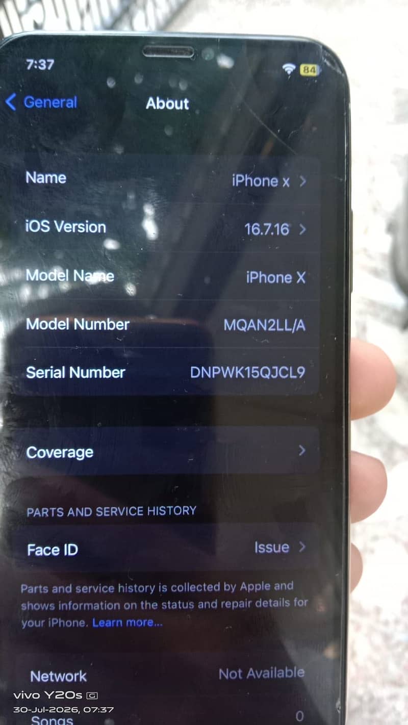Apple iPhone X 4