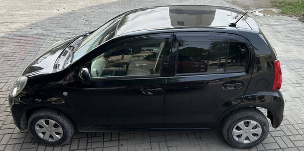 Toyota Passo 2011