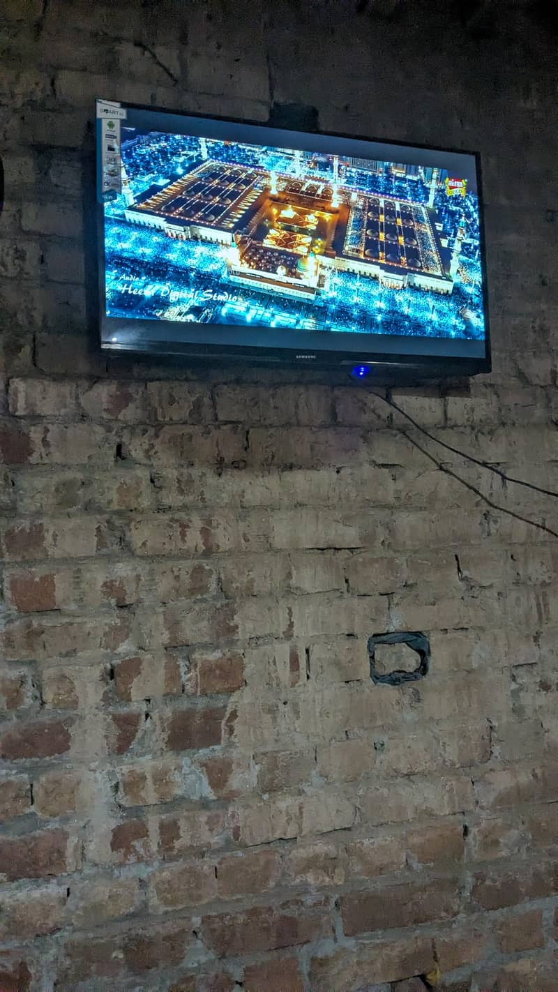 SAMSUNG LED 2