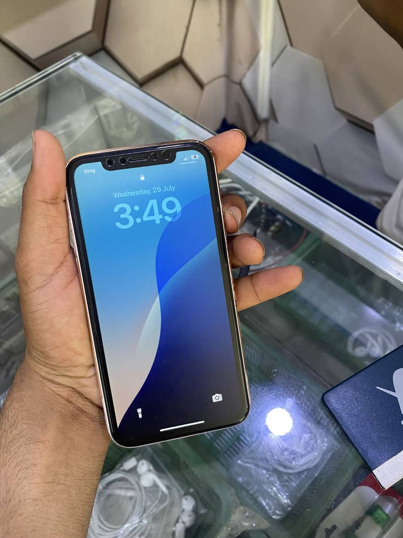 Apple iPhone 11 2