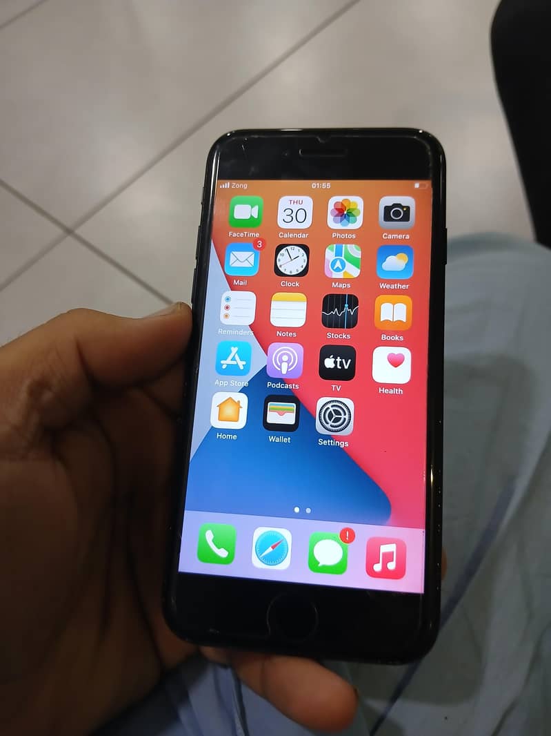 Apple iPhone 7 5