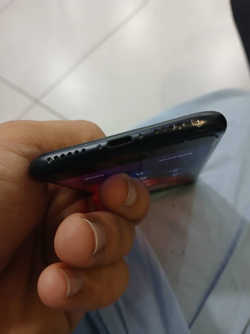 Apple iPhone 7 7