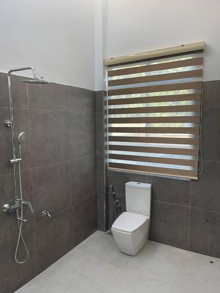blinds available 3