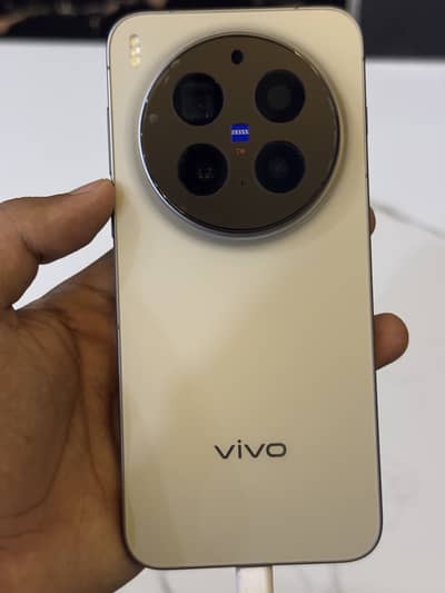 Vivo X300 Pro 10/10 condition