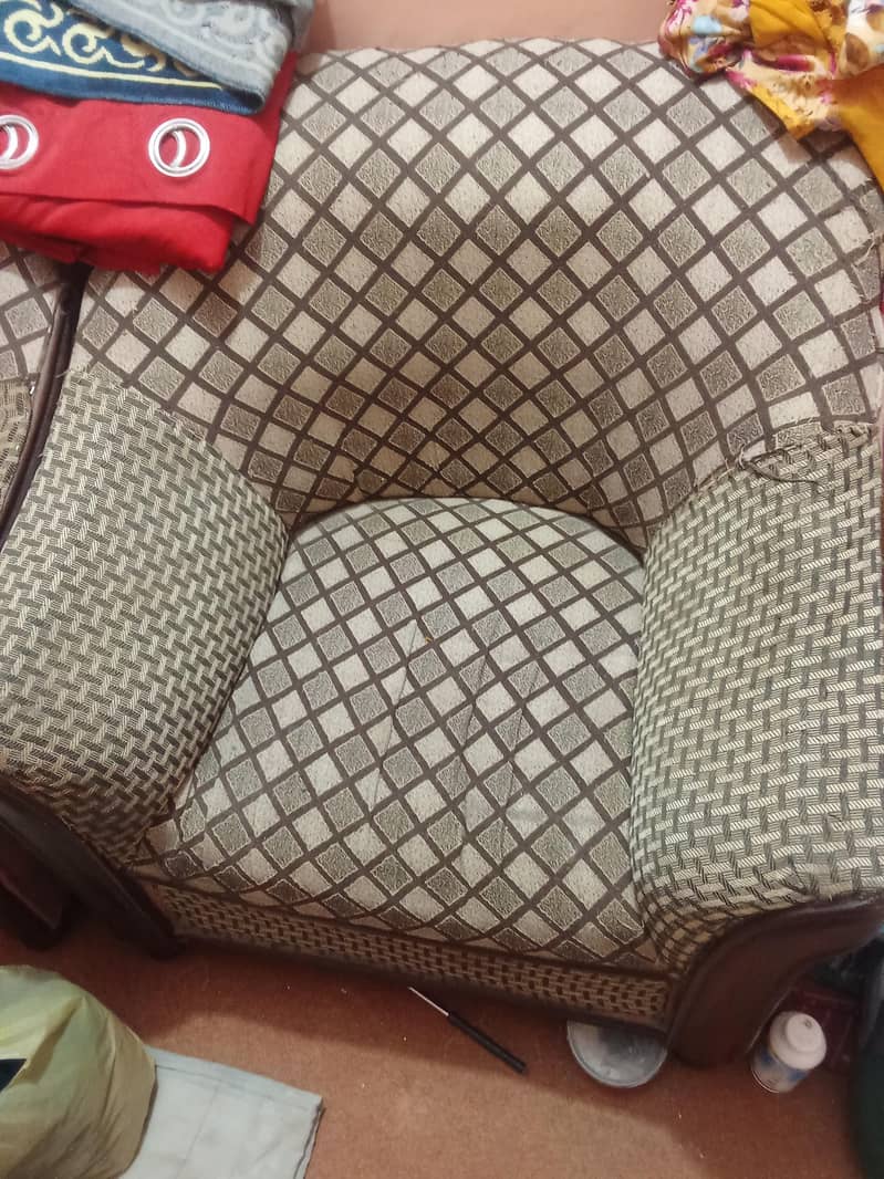 7 seater sofa 0