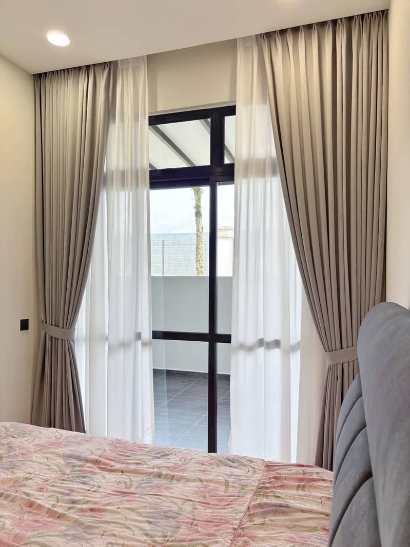 Stylish curtain / Luxury curtain /Modern curtain /Customised curtain 2