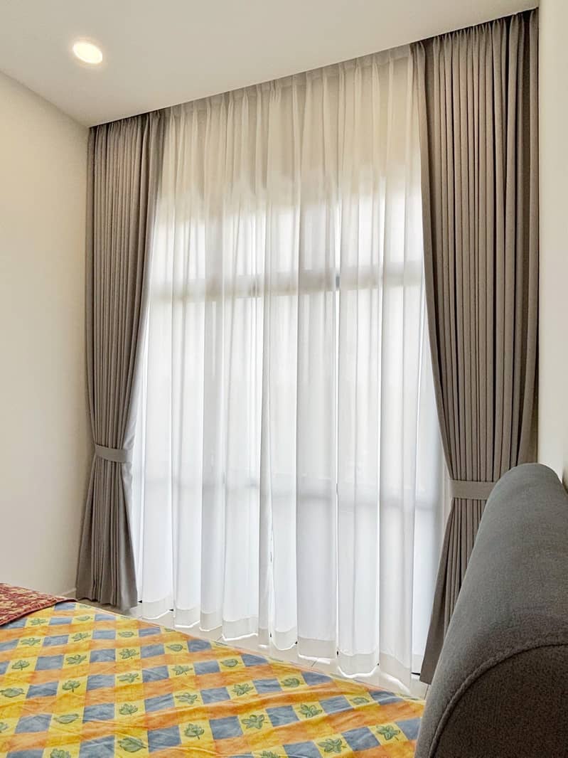 Stylish curtain / Luxury curtain /Modern curtain /Customised curtain 3
