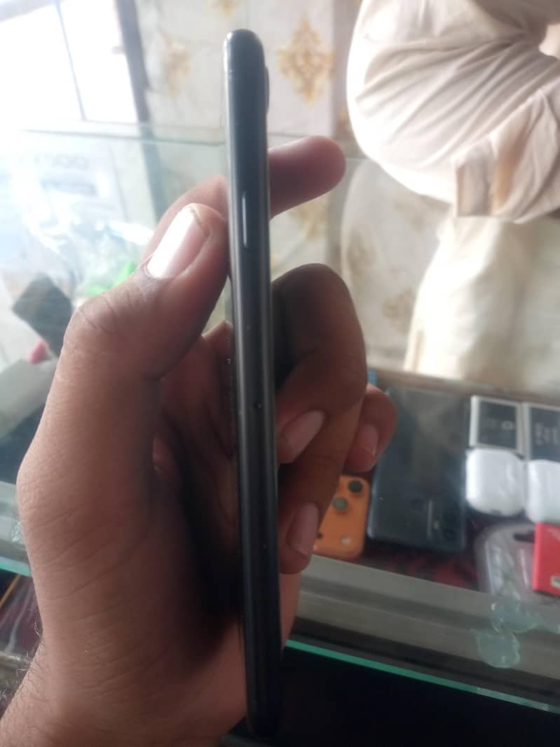 Apple iPhone SE 2