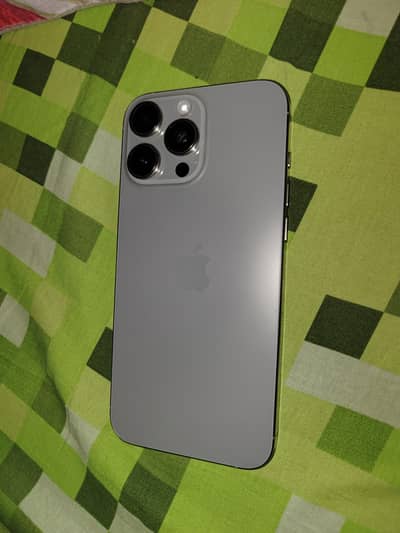Apple iPhone 16 Pro Max