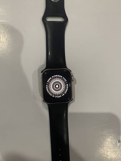 Apple Watch Series 8