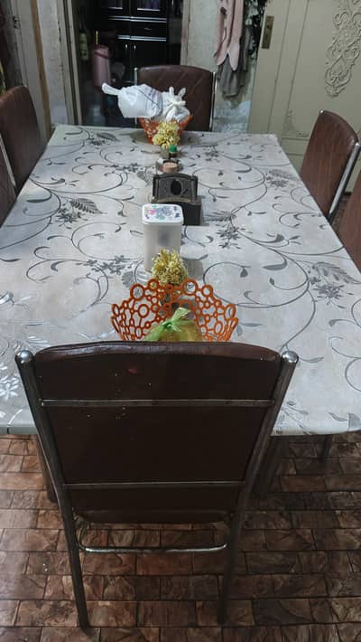 dining table glass mirror with 8 chairs urgent sell