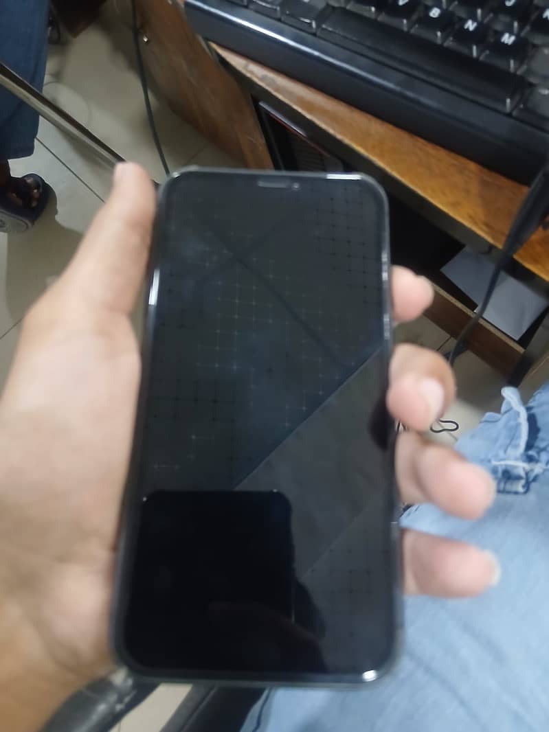 Apple iPhone 11 1