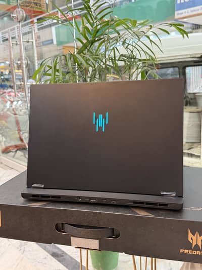Acer Predator Helios Neo 16S Al | Ultra 9 275HX | RTX 5070 Ti 12GB