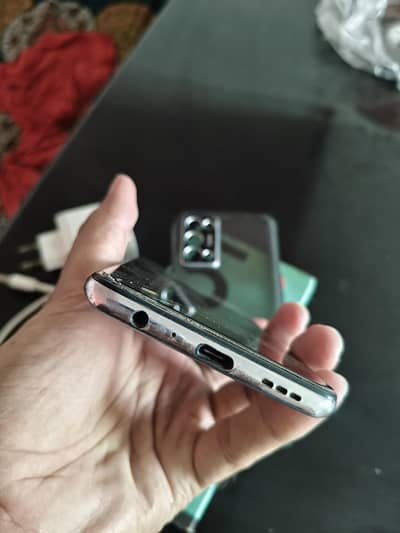 OPPO Reno5 (8GB RAM / 128GB Storage) – Good Condition