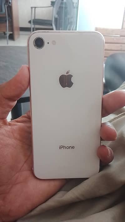 Apple iPhone 8