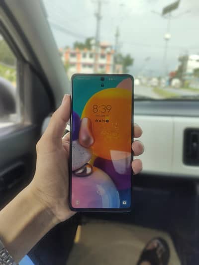 Samsung A71 with box charger . Lush Condtion