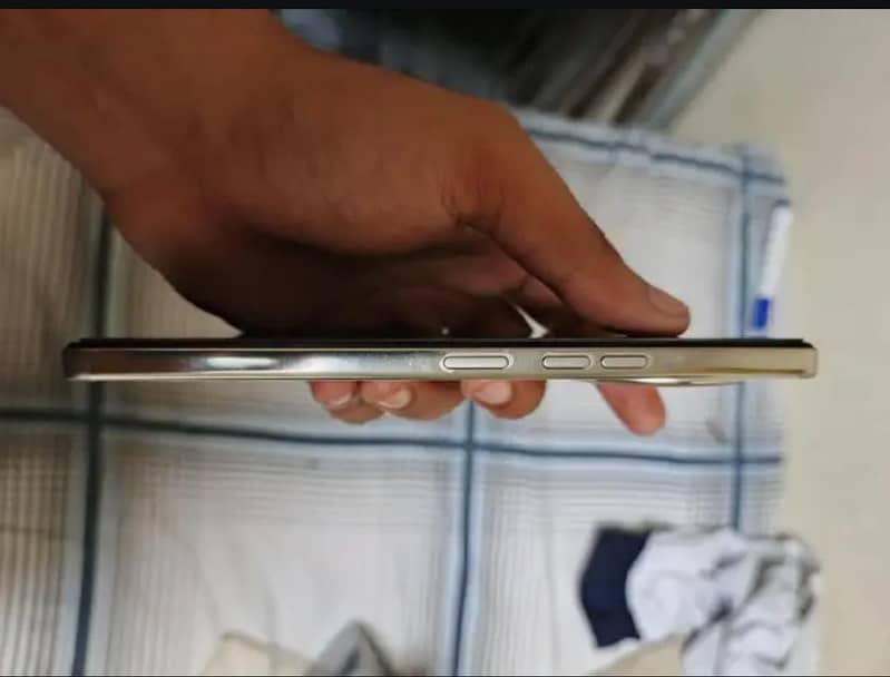 Tecno CAMON 30 4