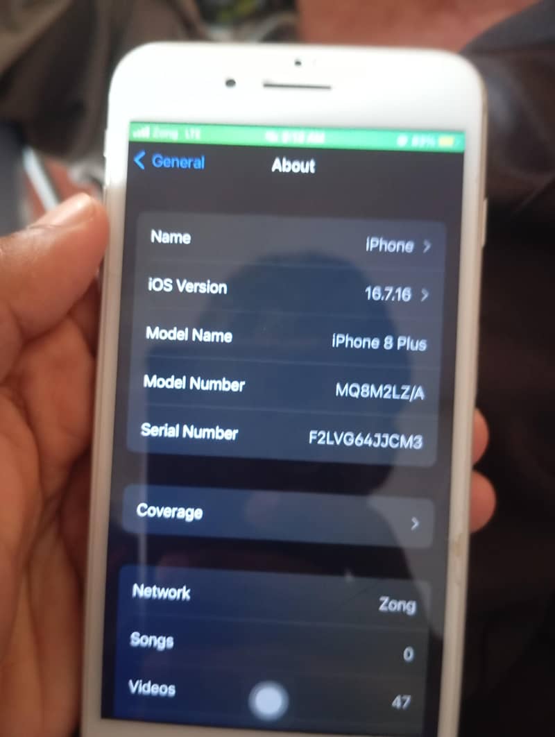 Apple iPhone 8 Plus 0