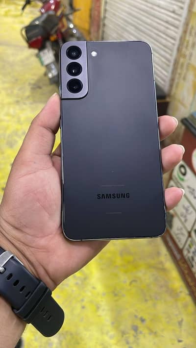 Samsung Mobile S22 Plus