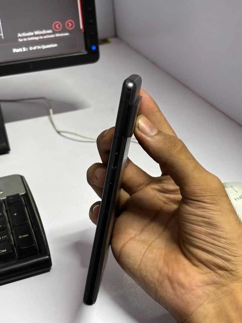 Google Pixel 7 3