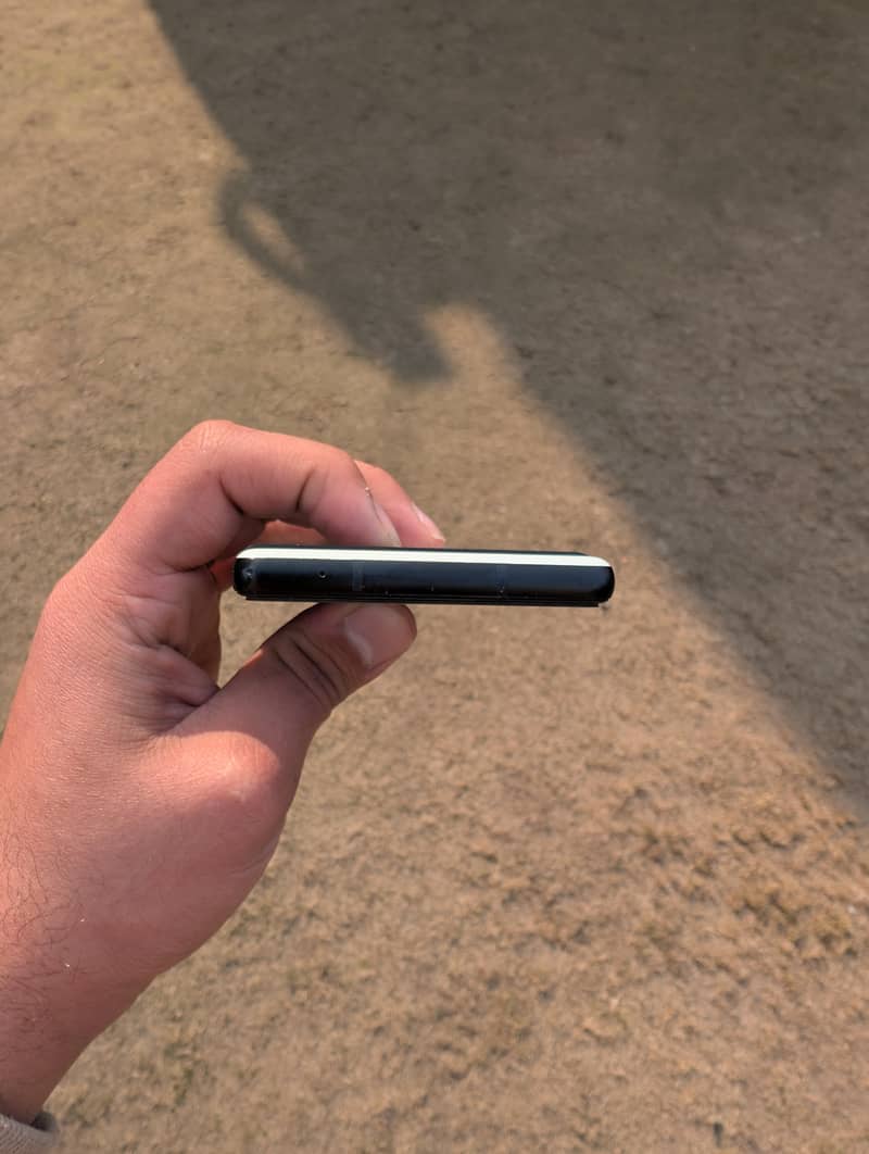 Google Pixel 6a 1