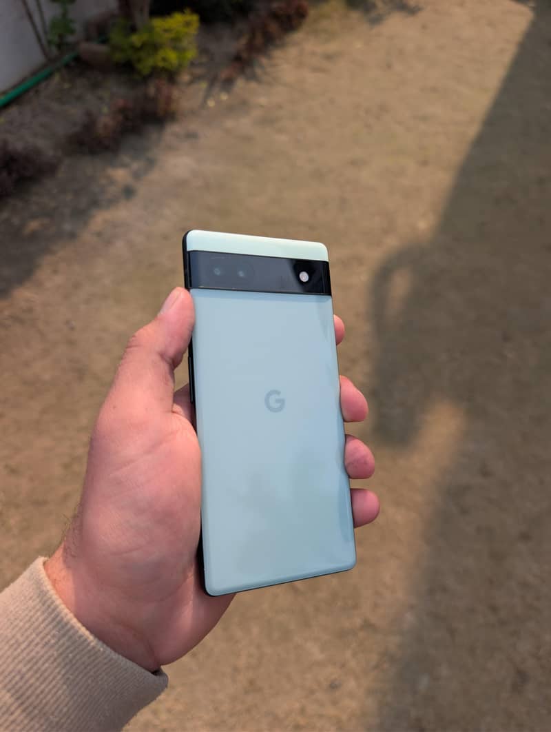 Google Pixel 6a 4