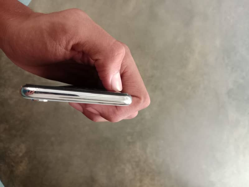 Apple iPhone X 7