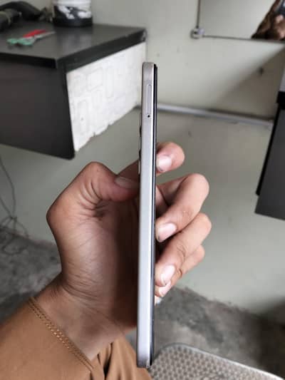 Infinix hot 60i