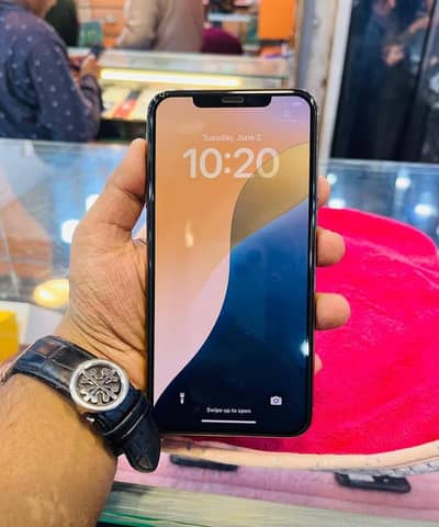 iPhone x 256 PTA proved