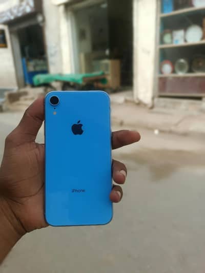 Apple iPhone XR