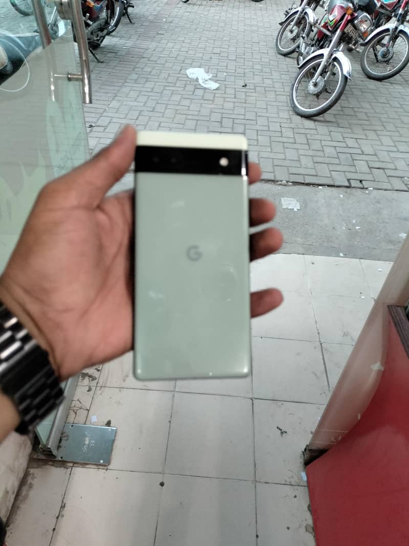 Google Pixel 6a 0