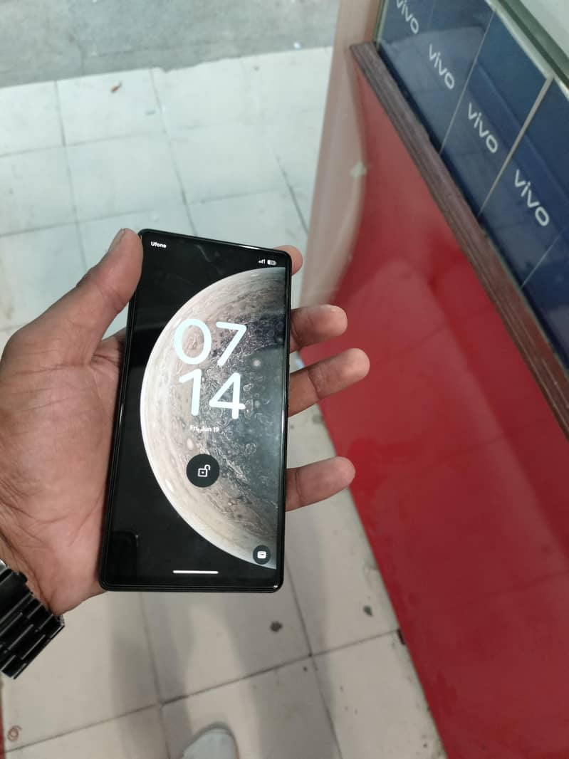 Google Pixel 6a 1