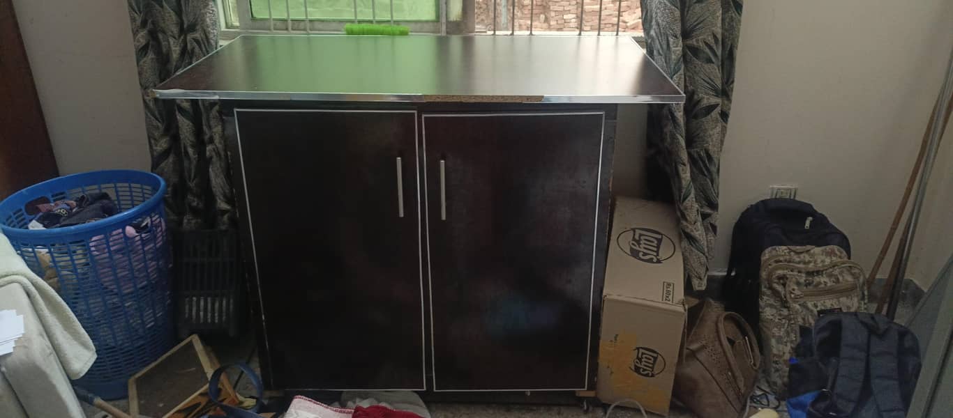 iron table 1