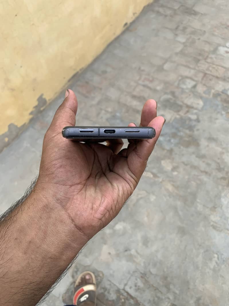 Google Pixel 7 4